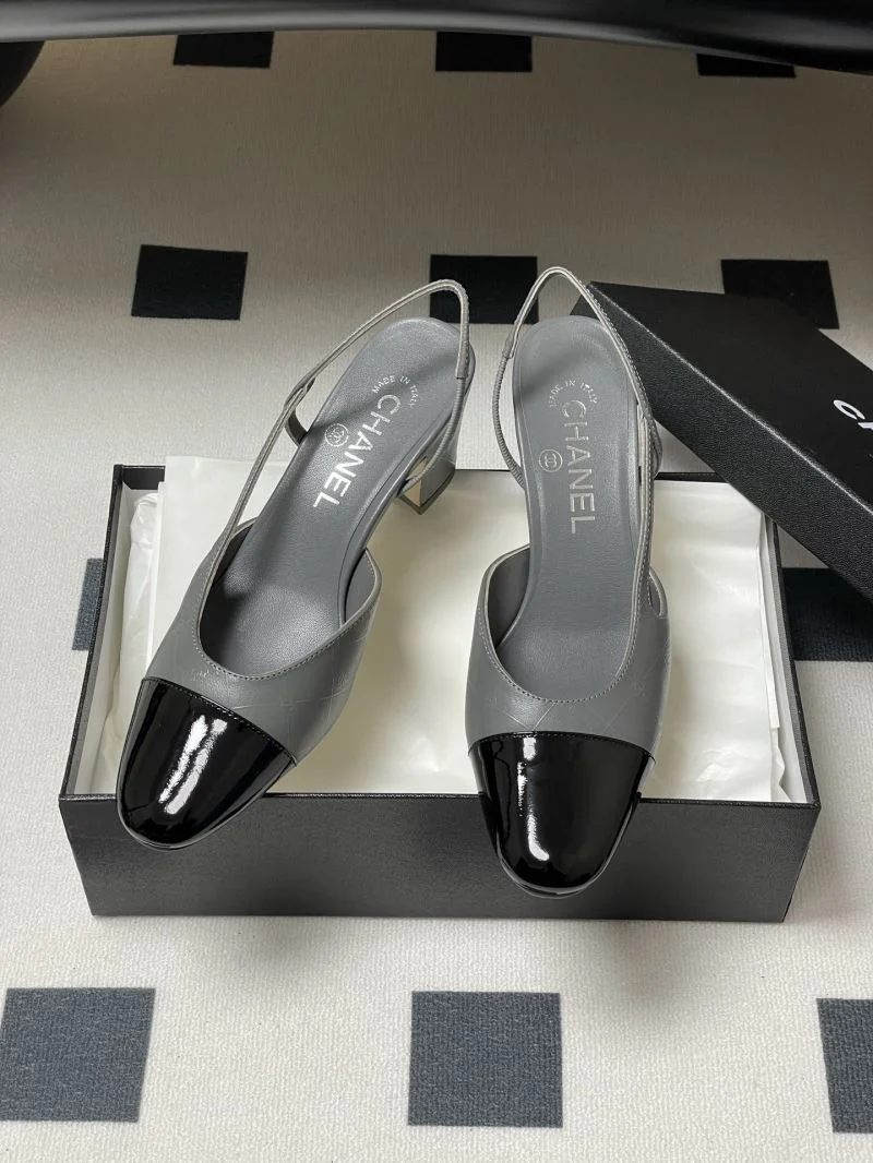 Durable Chanel Sandals 18955
