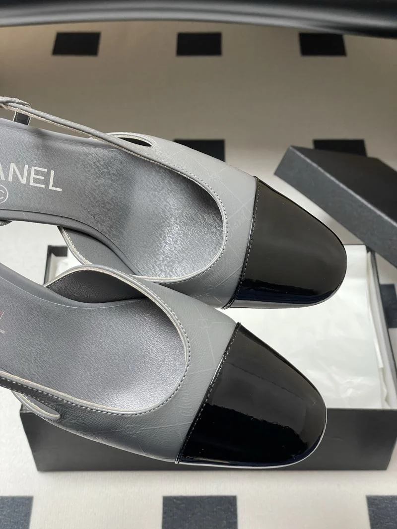 Durable Chanel Sandals 18955