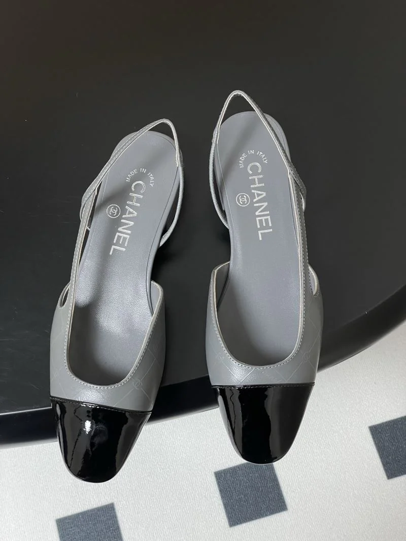 Chanel Sandals Breathable 18952