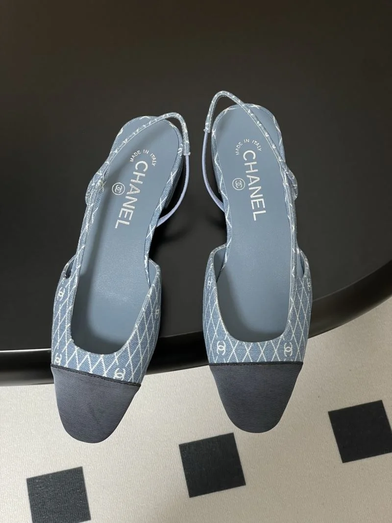 Original Chanel Sandals 18943
