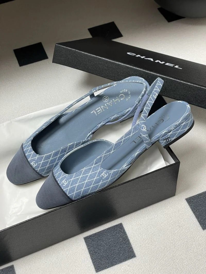 Original Chanel Sandals 18943