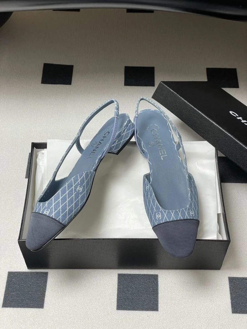 Original Chanel Sandals 18943