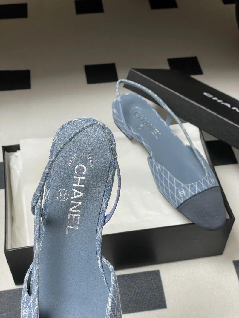 Original Chanel Sandals 18943