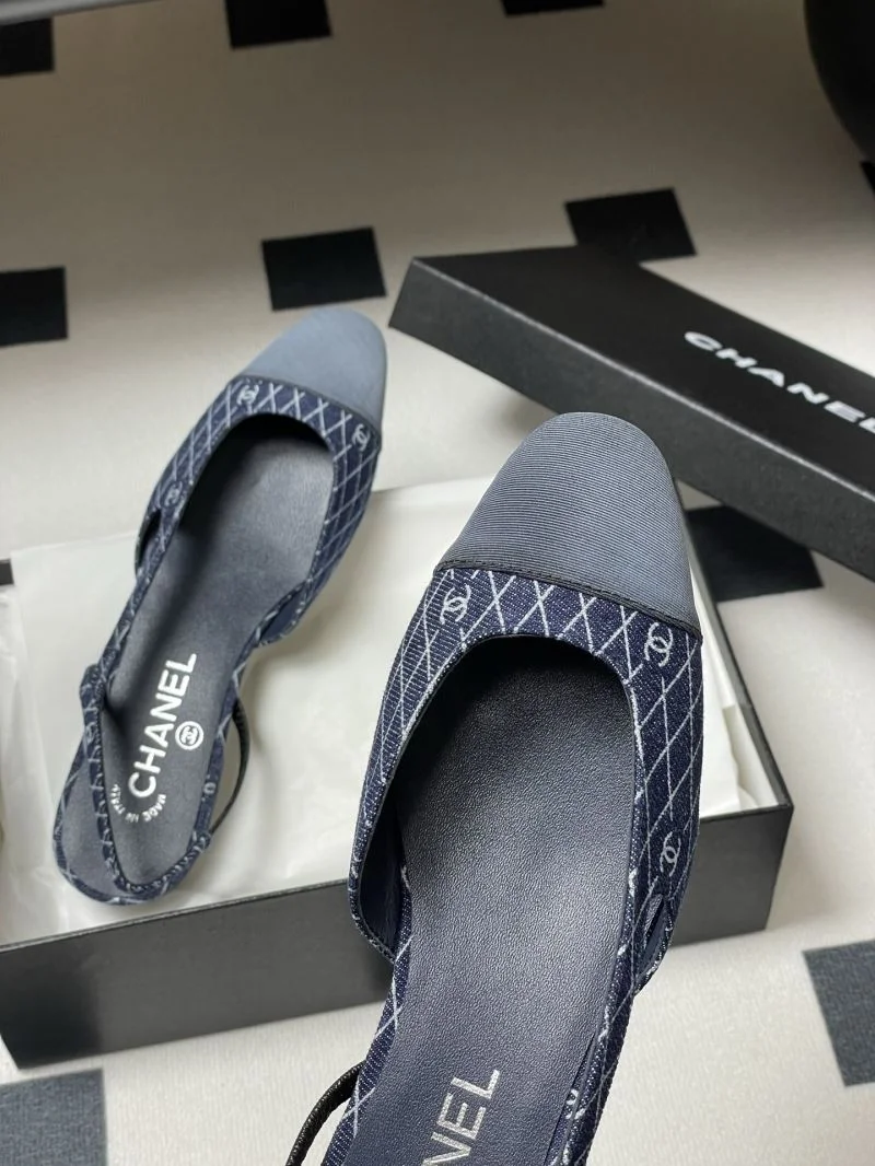 Chanel Sandals Bright 18948