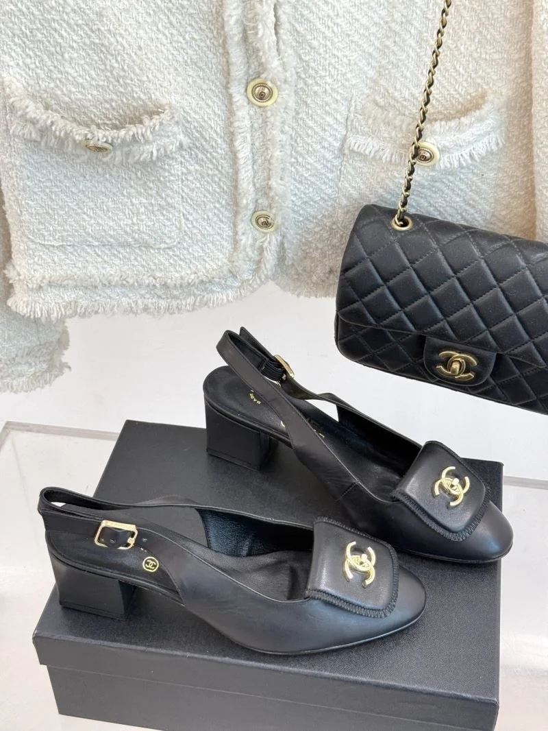 MoistureWicking Chanel Sandals 18938