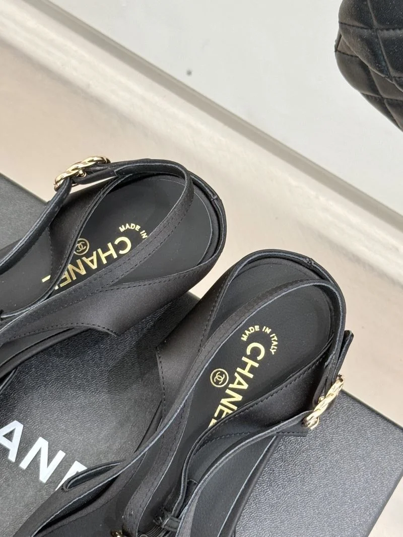 WaterResistant Chanel Sandals 18957
