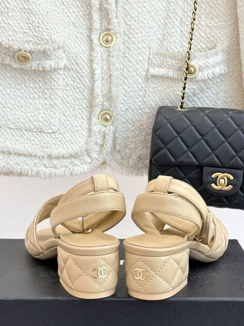 Chanel Sandals Flexible 18944