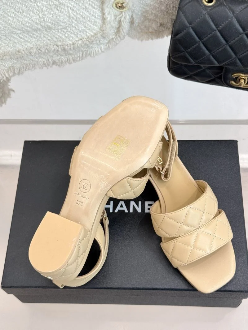 Chanel Sandals Flexible 18944