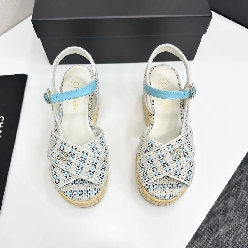 Snug Chanel Sandals 20424