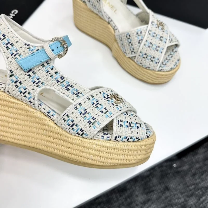 Snug Chanel Sandals 20424