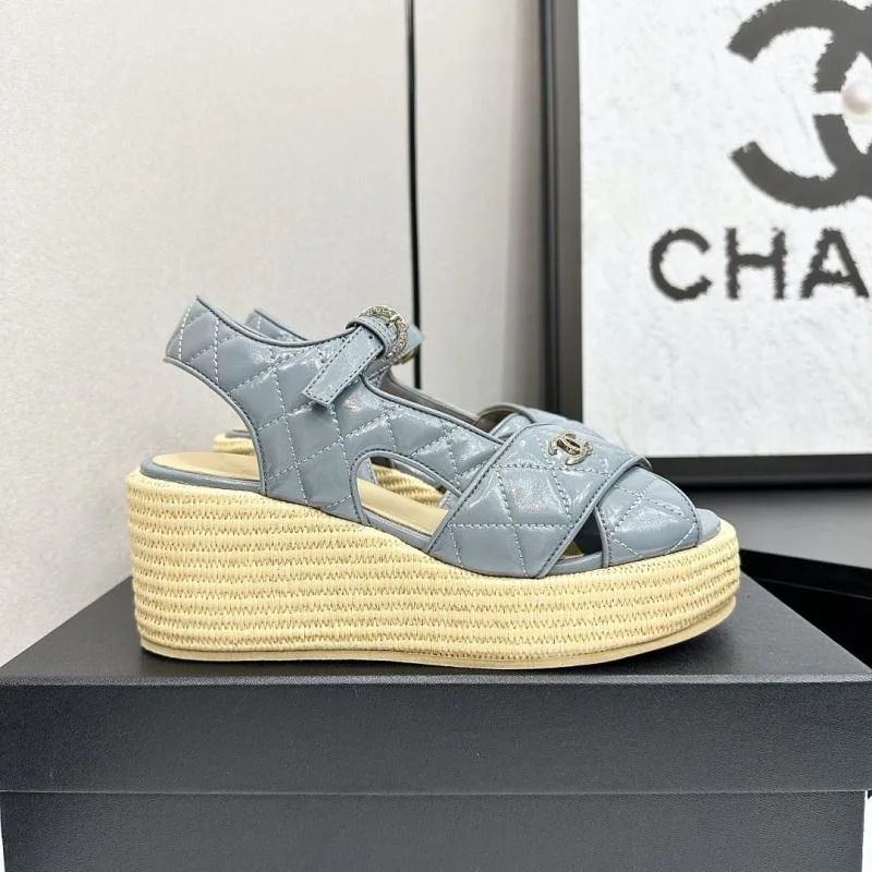 Snug Chanel Sandals 20445