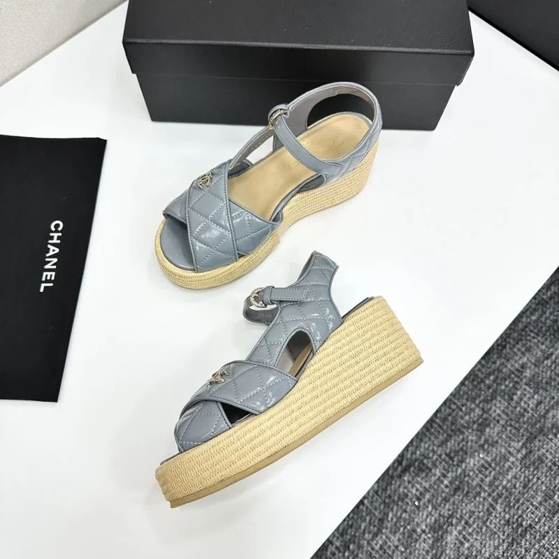 Snug Chanel Sandals 20445