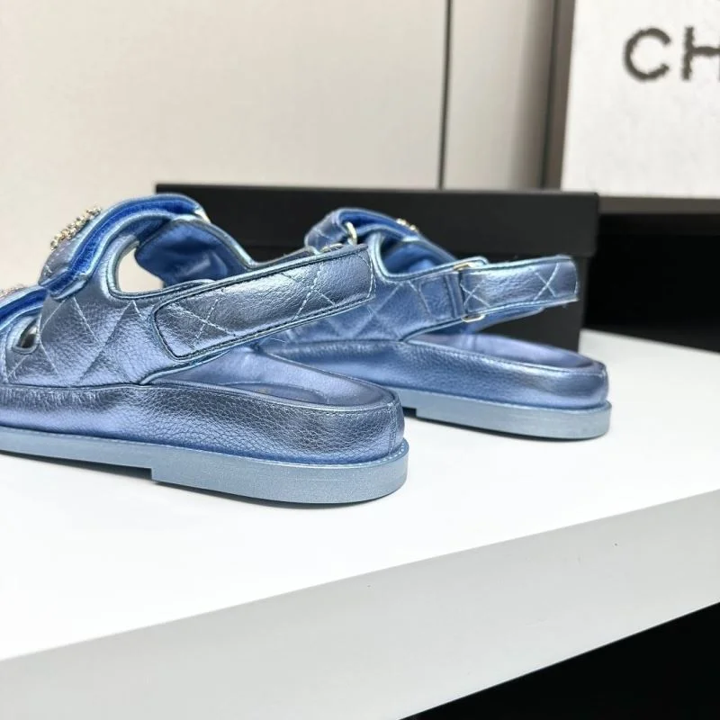 Elegant Chanel Sandals 20409