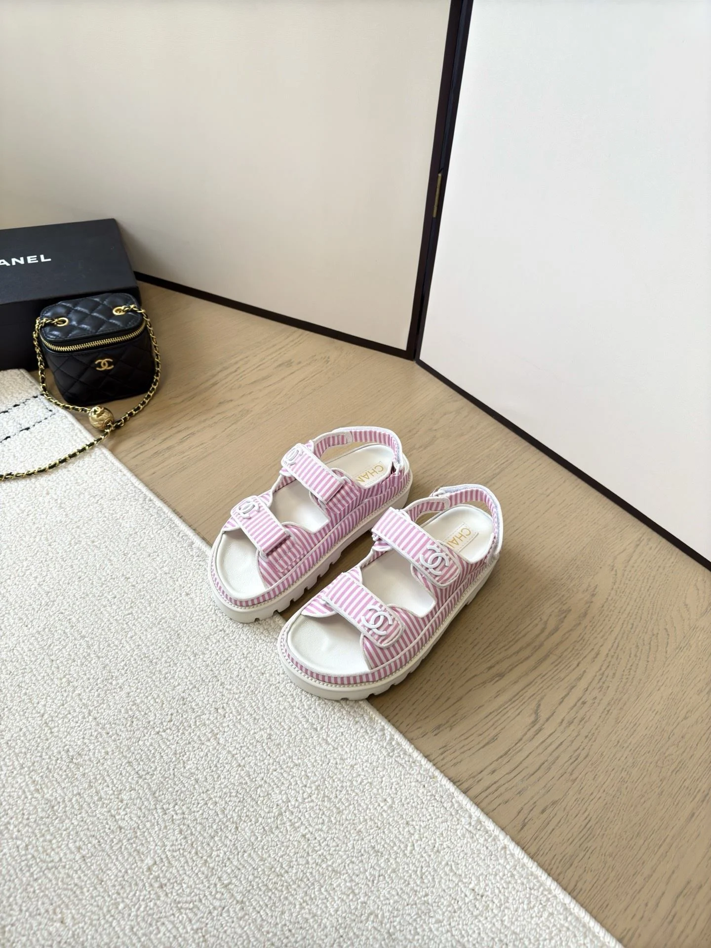 Chanel Sandals ModernLook 18040