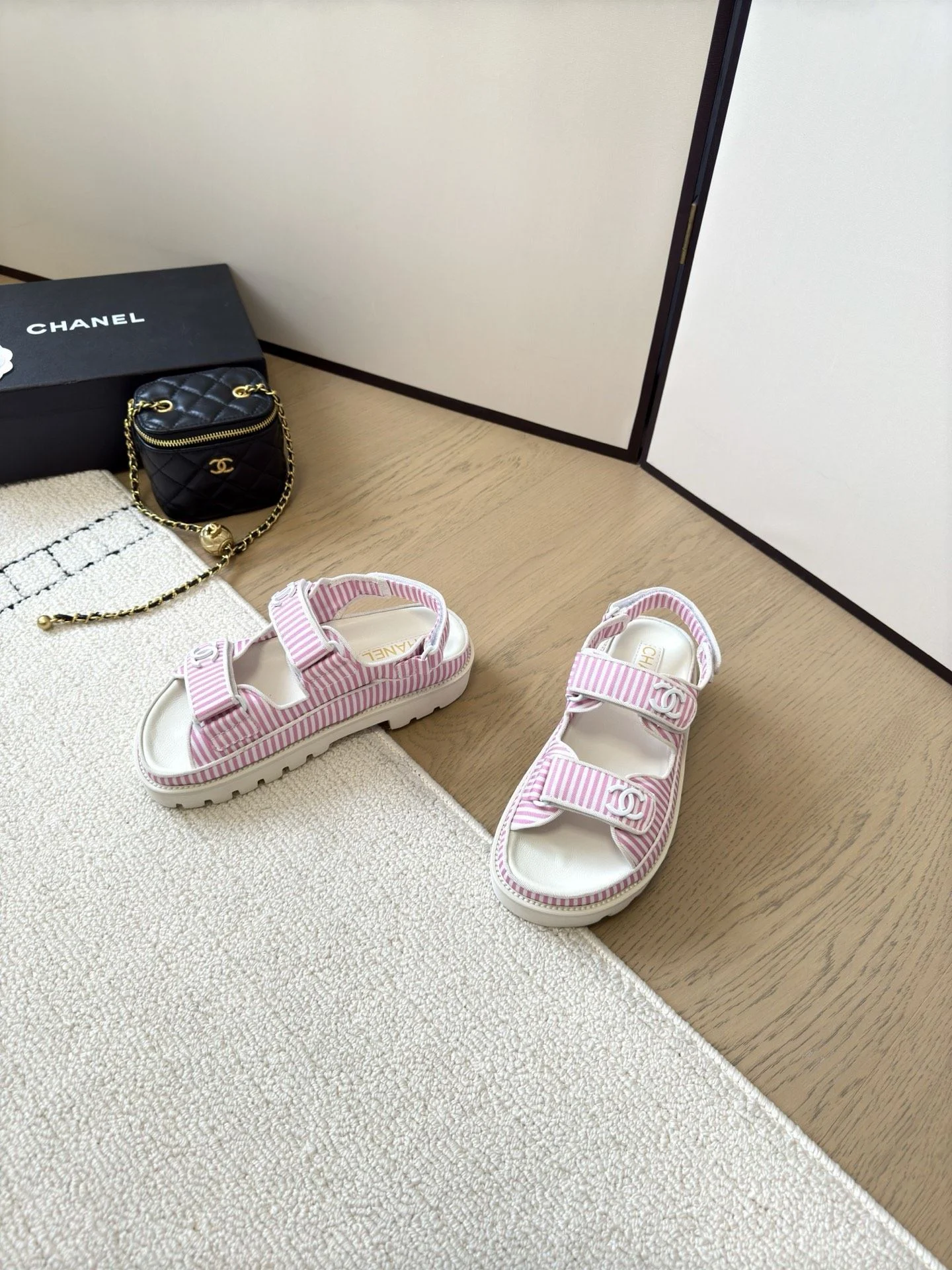 Chanel Sandals ModernLook 18040