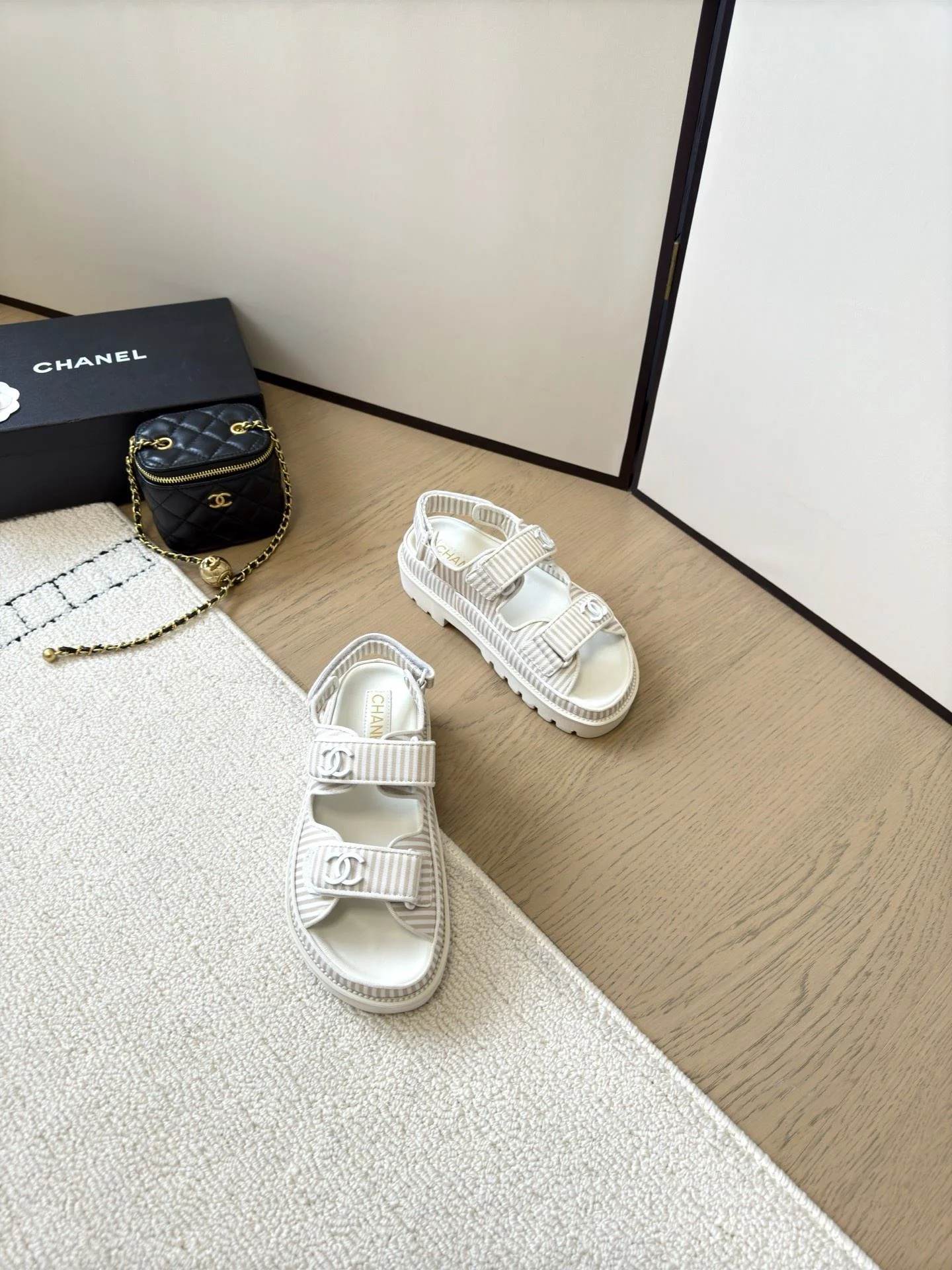 Breathable Chanel Sandals 18014