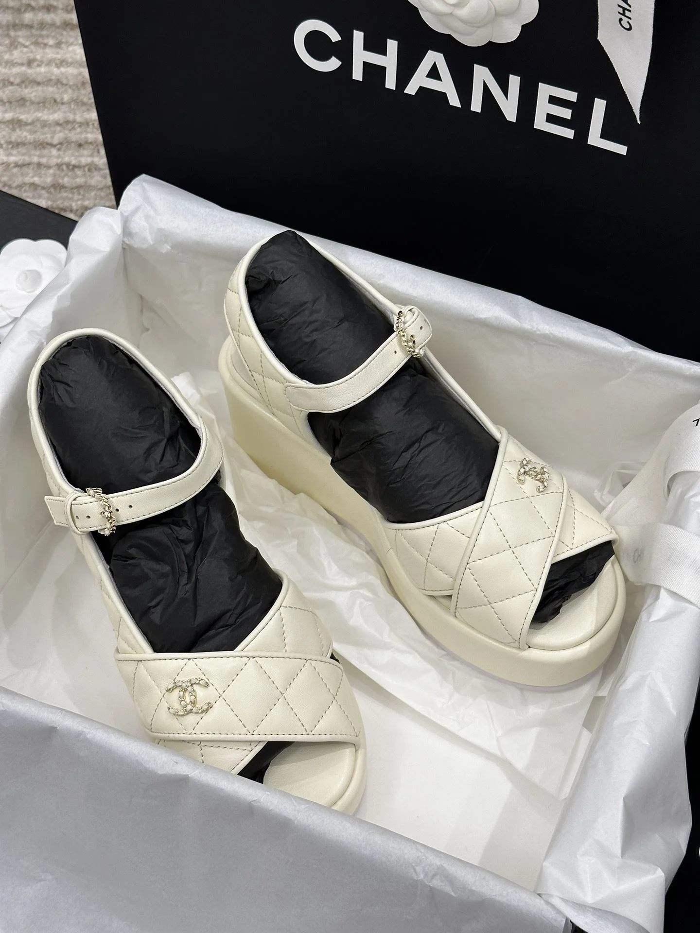 Durable Chanel Sandals 18007