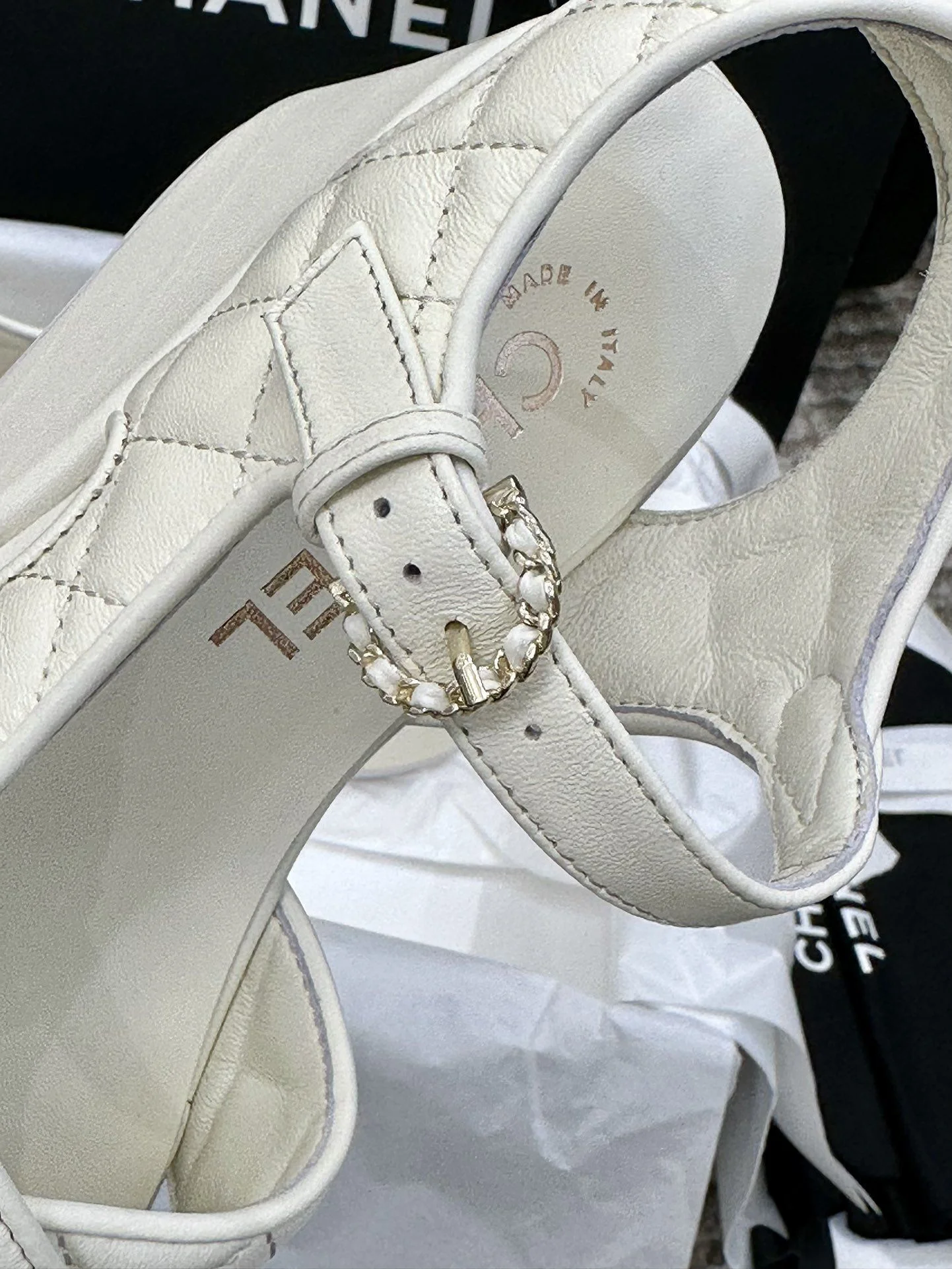 Durable Chanel Sandals 18007