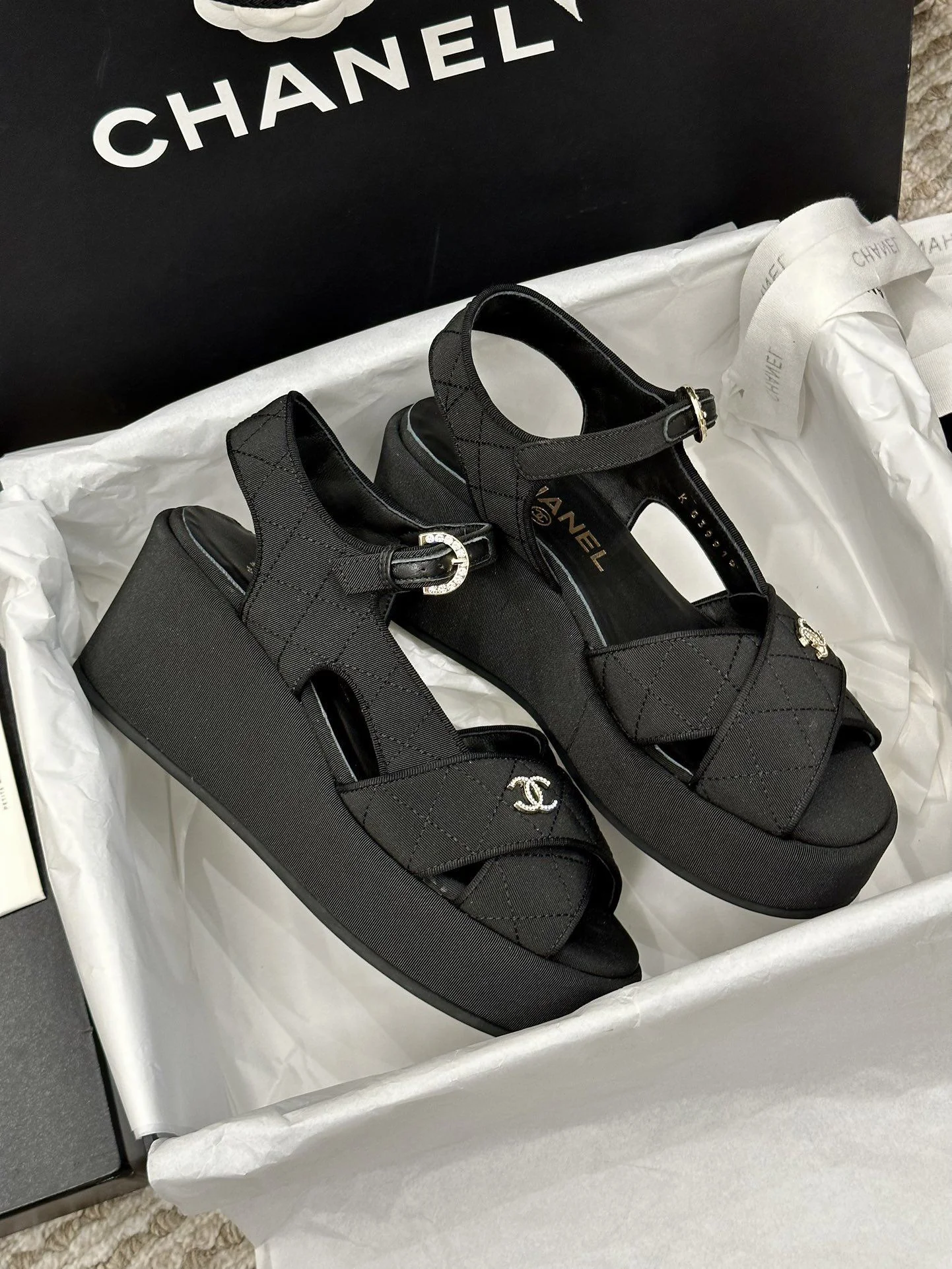 Modern Chanel Sandals 17999