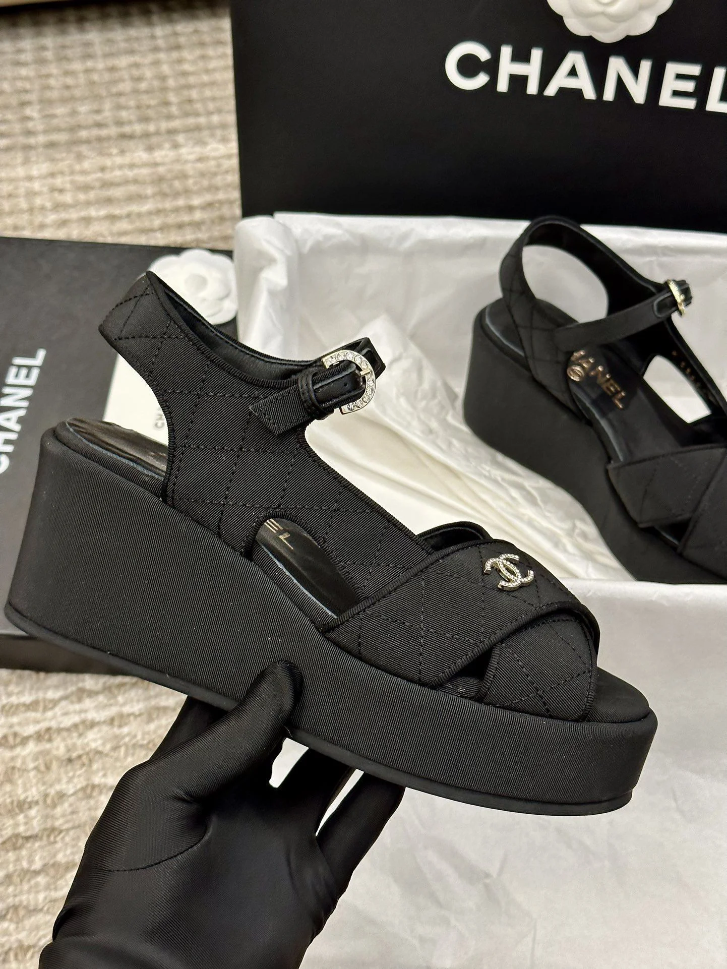 Modern Chanel Sandals 17999