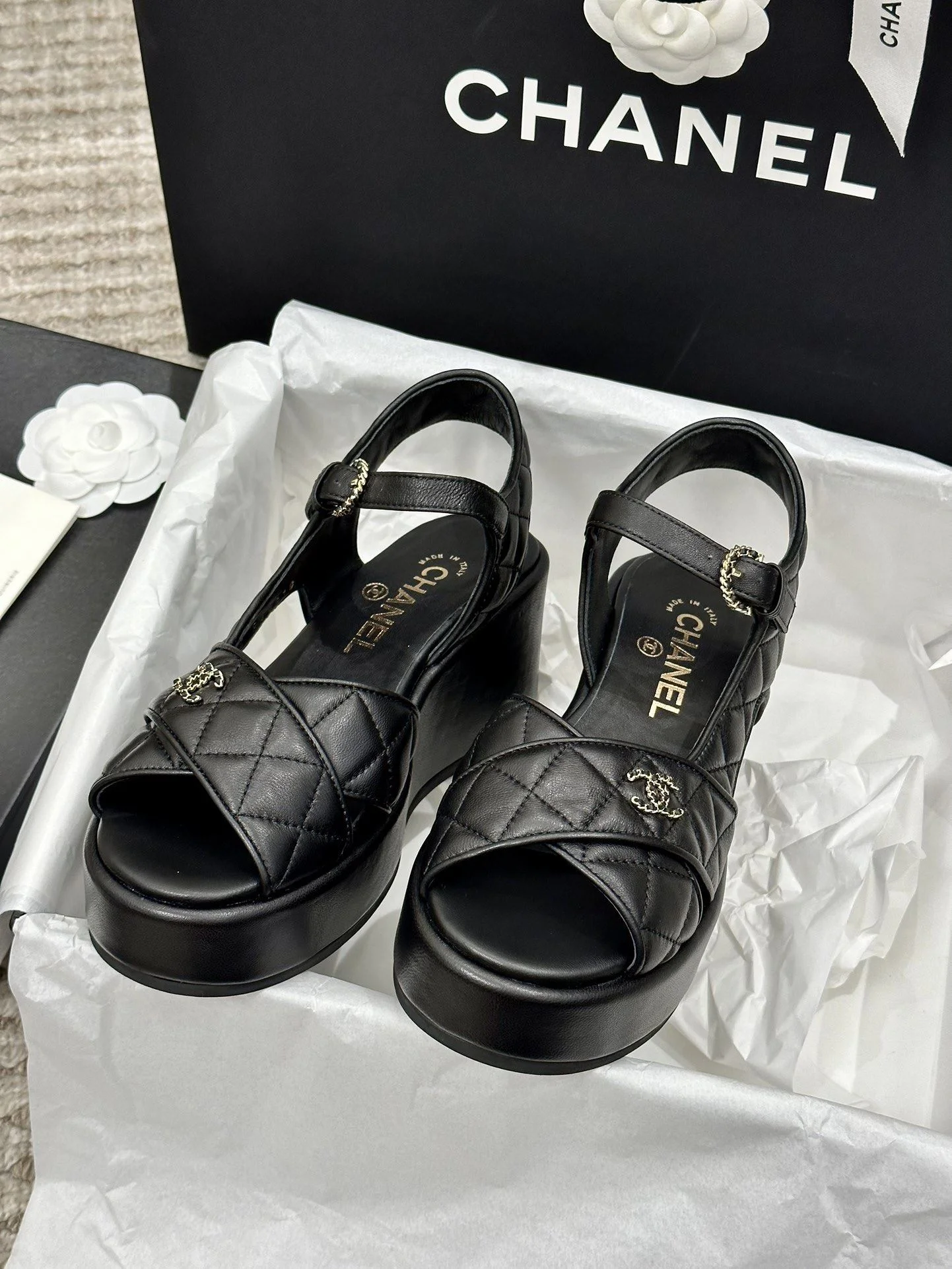 Practical Chanel Sandals 17996