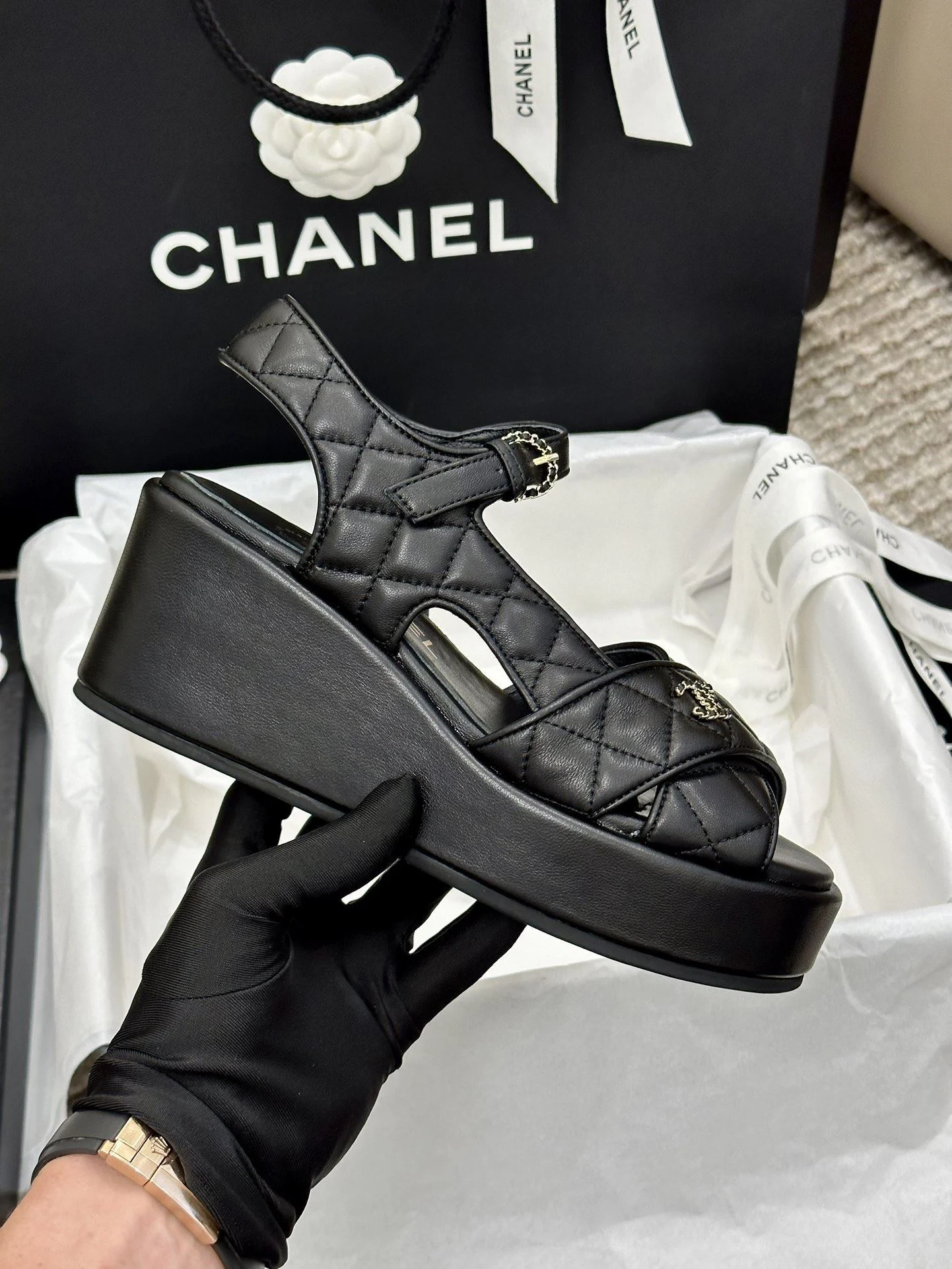 Practical Chanel Sandals 17996