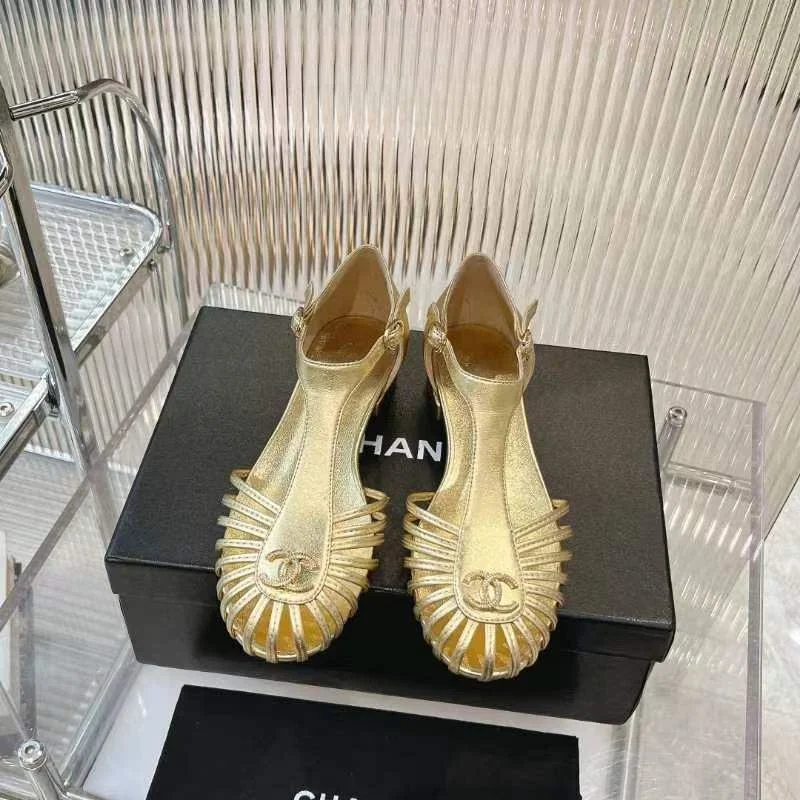 Compact Chanel Sandals 18004