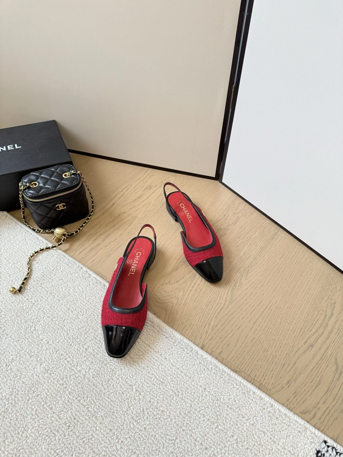 Chanel Sandals Compact 17989