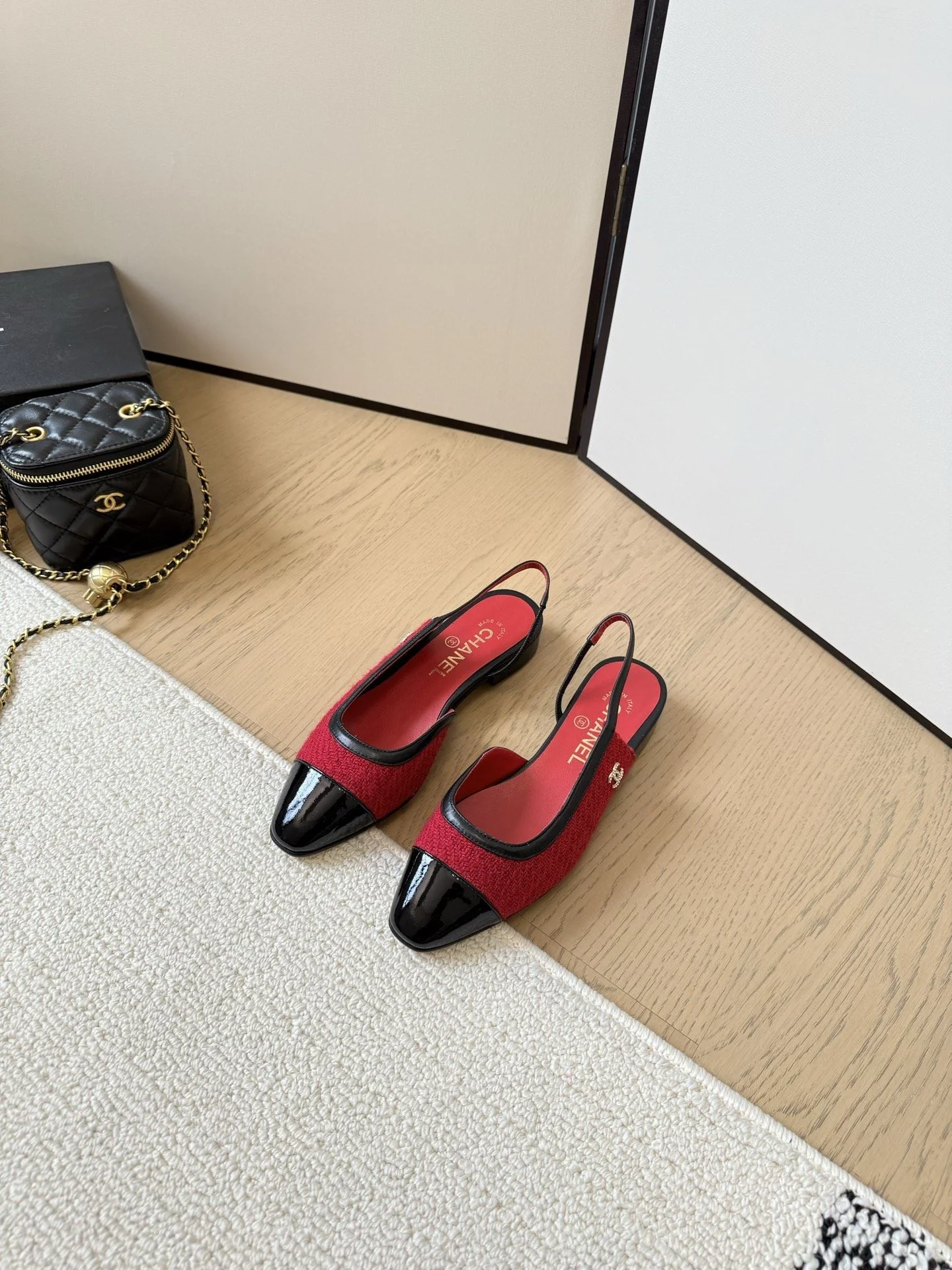Chanel Sandals Compact 17989