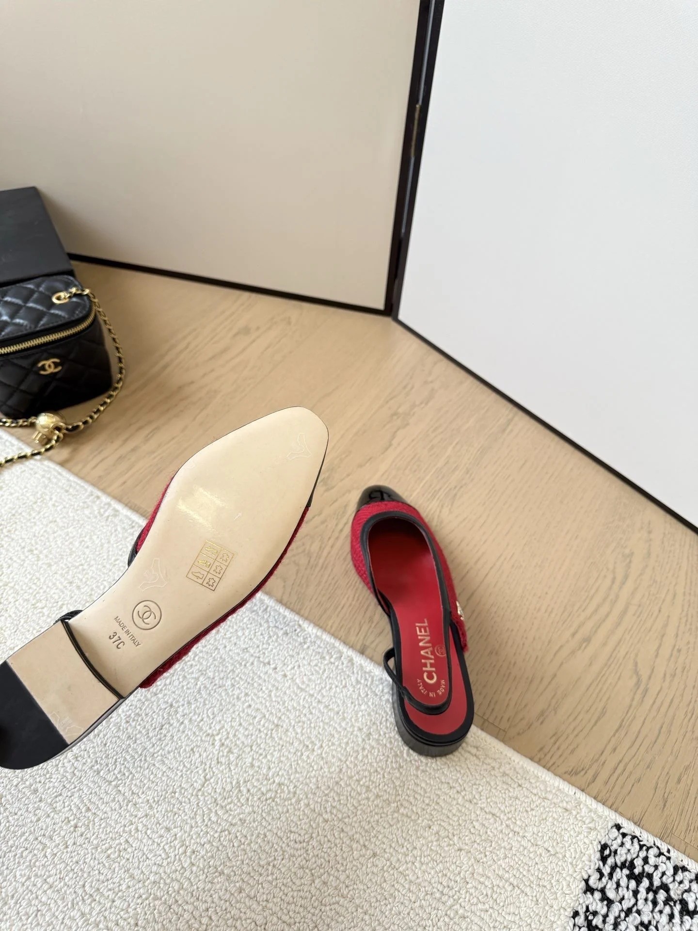 Chanel Sandals Compact 17989