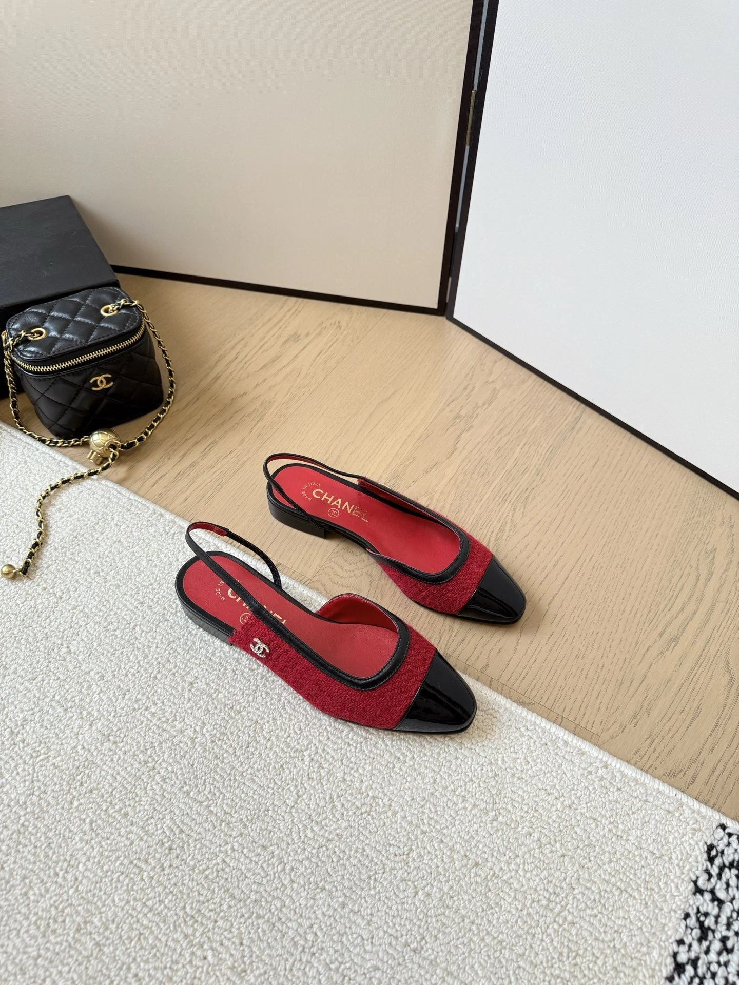 Chanel Sandals Compact 17989