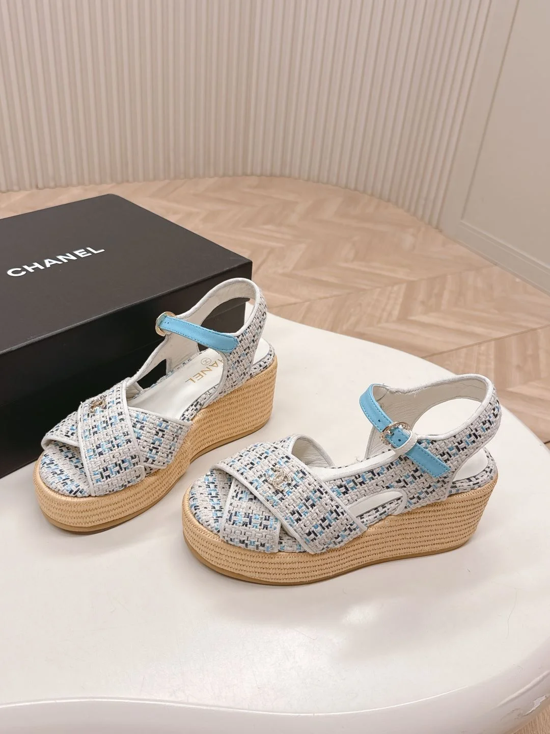 Trendsetting Chanel Sandals 17988