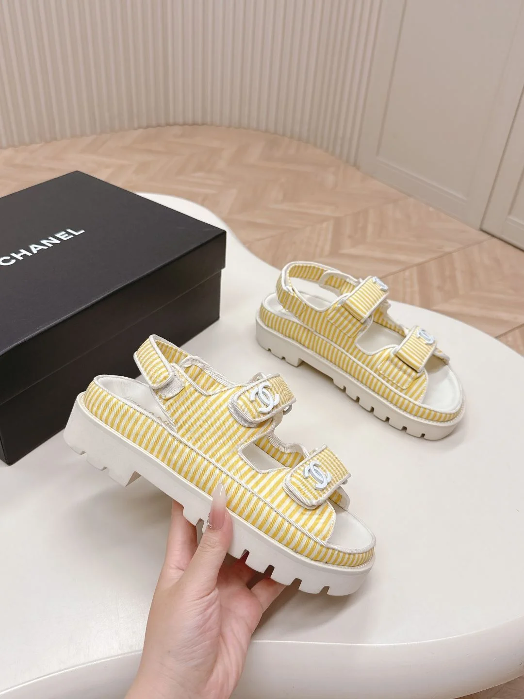 Chanel Sandals Modern 18042