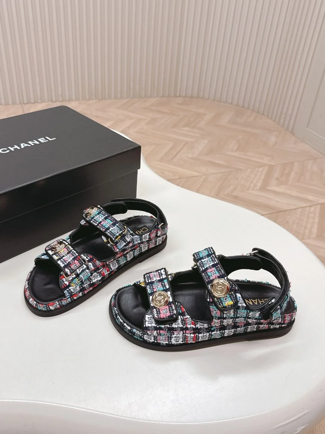 FastDry Chanel Sandals 17977