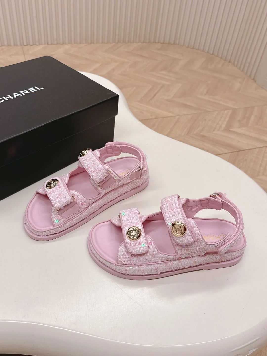 WellDesigned Chanel Sandals 17976
