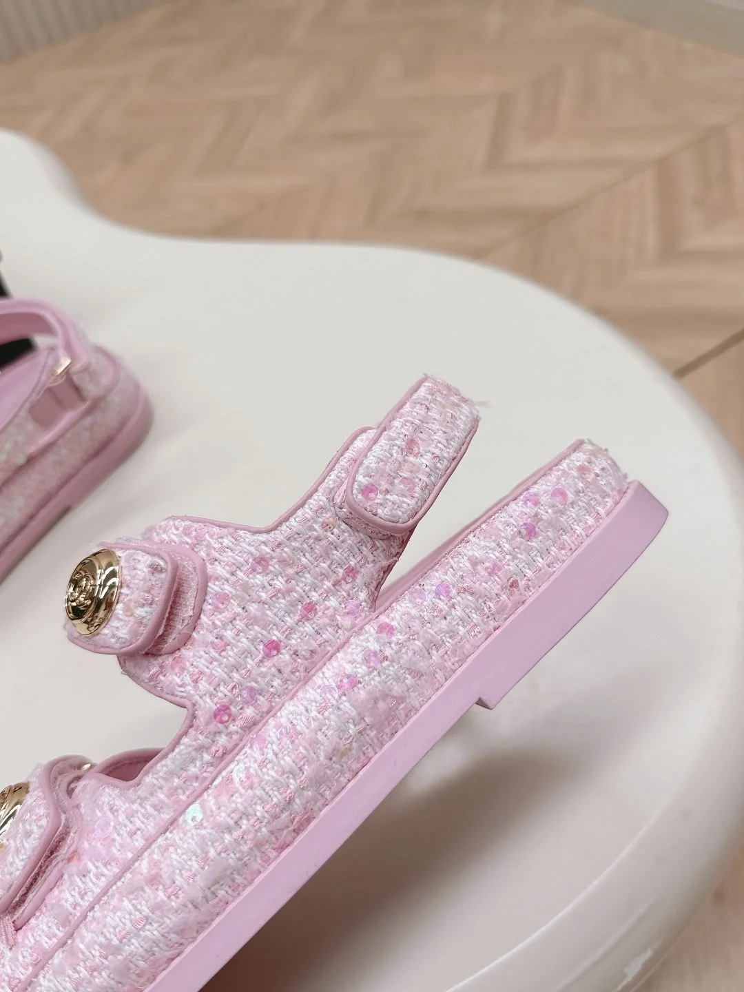 WellDesigned Chanel Sandals 17976