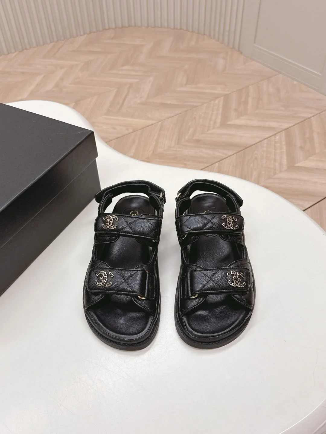 Youthful Chanel Sandals 17968
