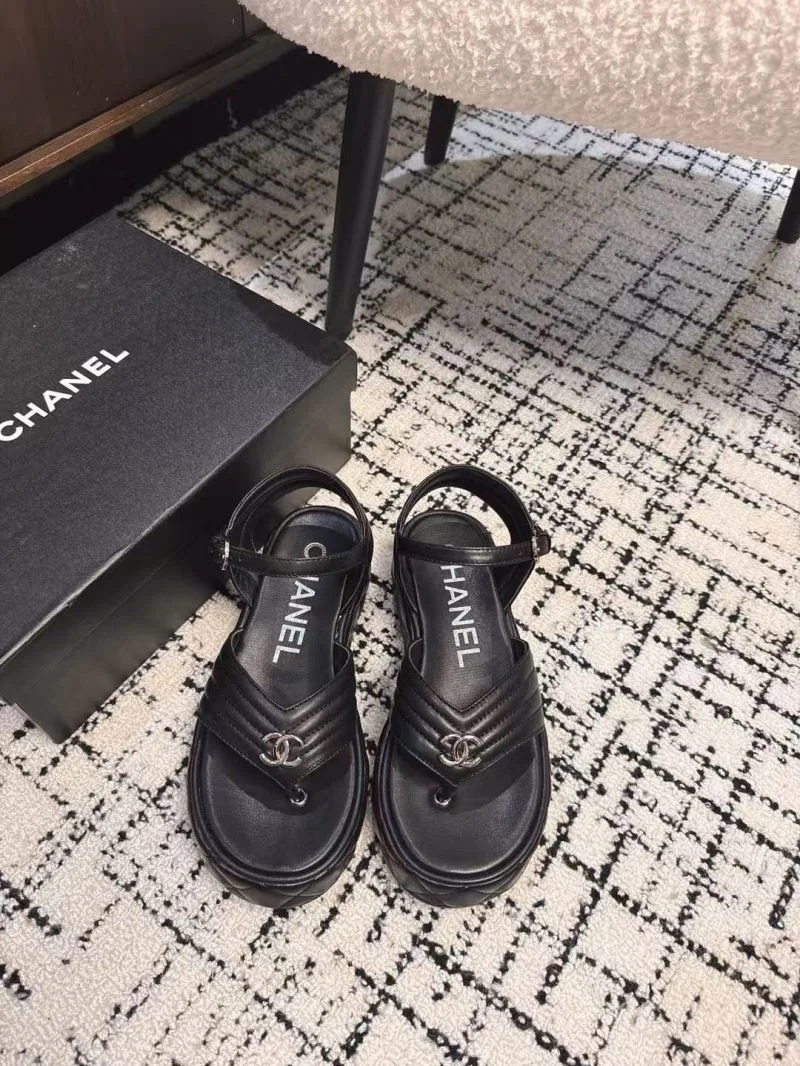 Trendsetting Chanel Sandals 17960