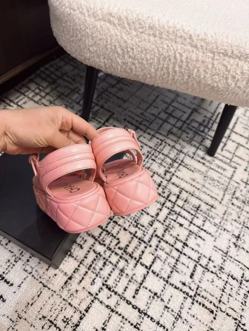WaterResistant Chanel Sandals 17952