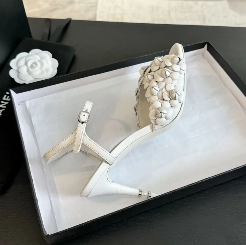 Functional Chanel Sandals 17961