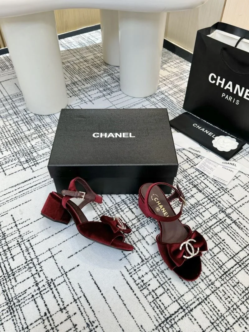 Resilient Chanel Sandals 17917