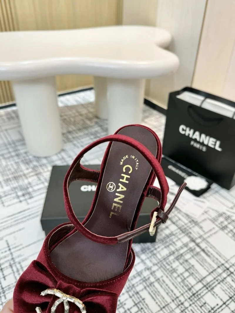 Resilient Chanel Sandals 17917