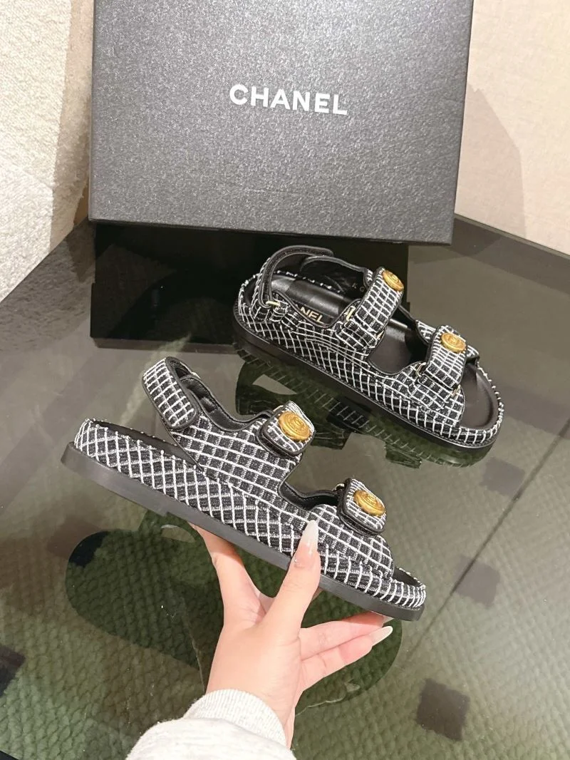 Original Chanel Sandals 17916