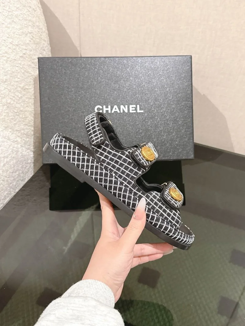 Original Chanel Sandals 17916