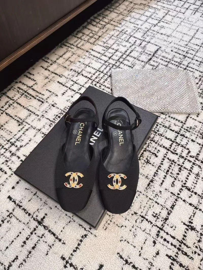 UrbanChic Chanel Sandals 17913