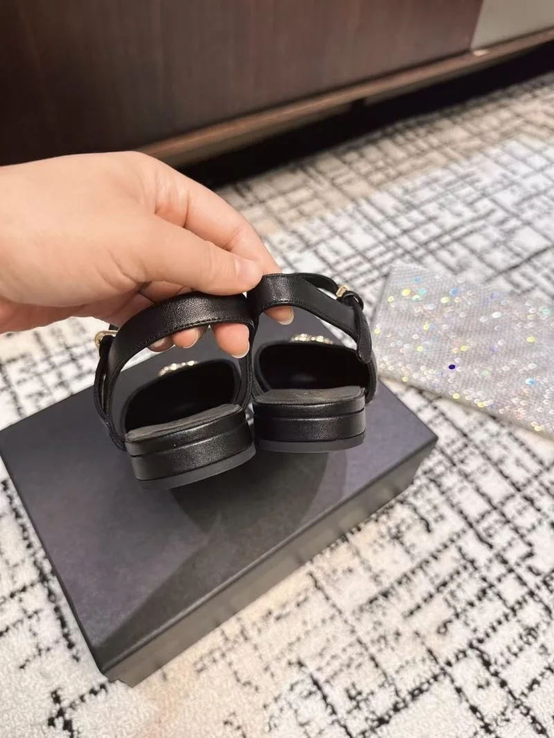 Chanel Sandals Effortless 17928