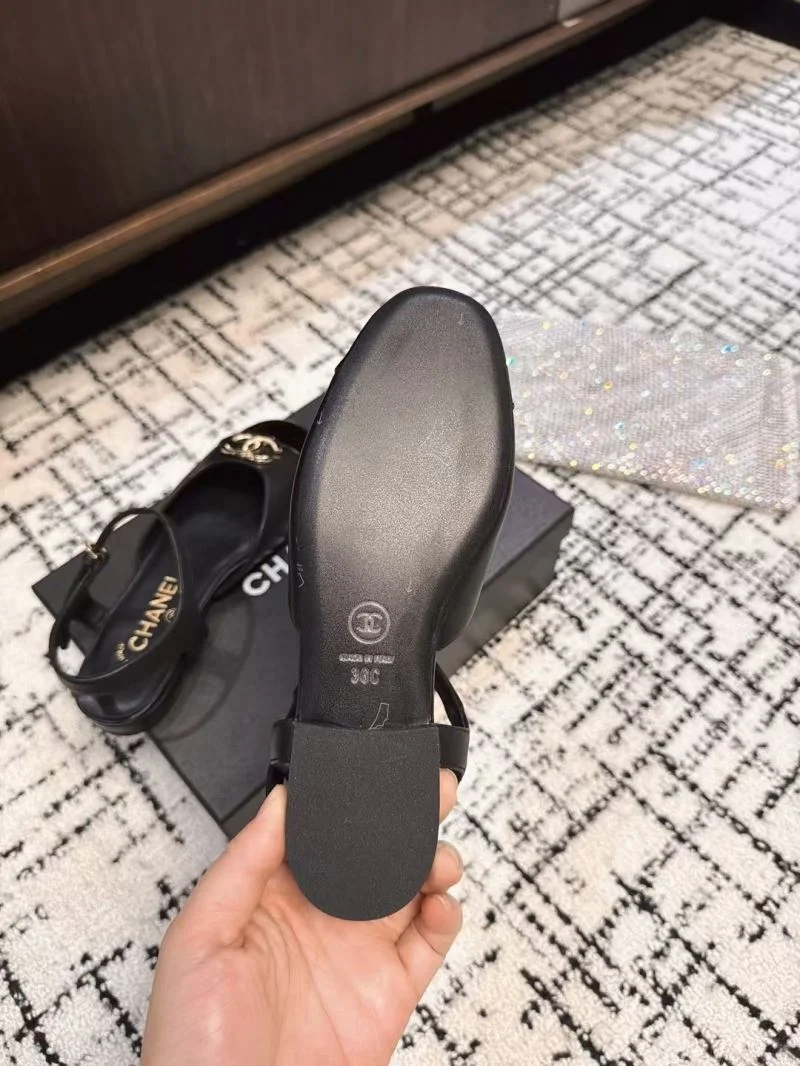 Chanel Sandals Effortless 17928