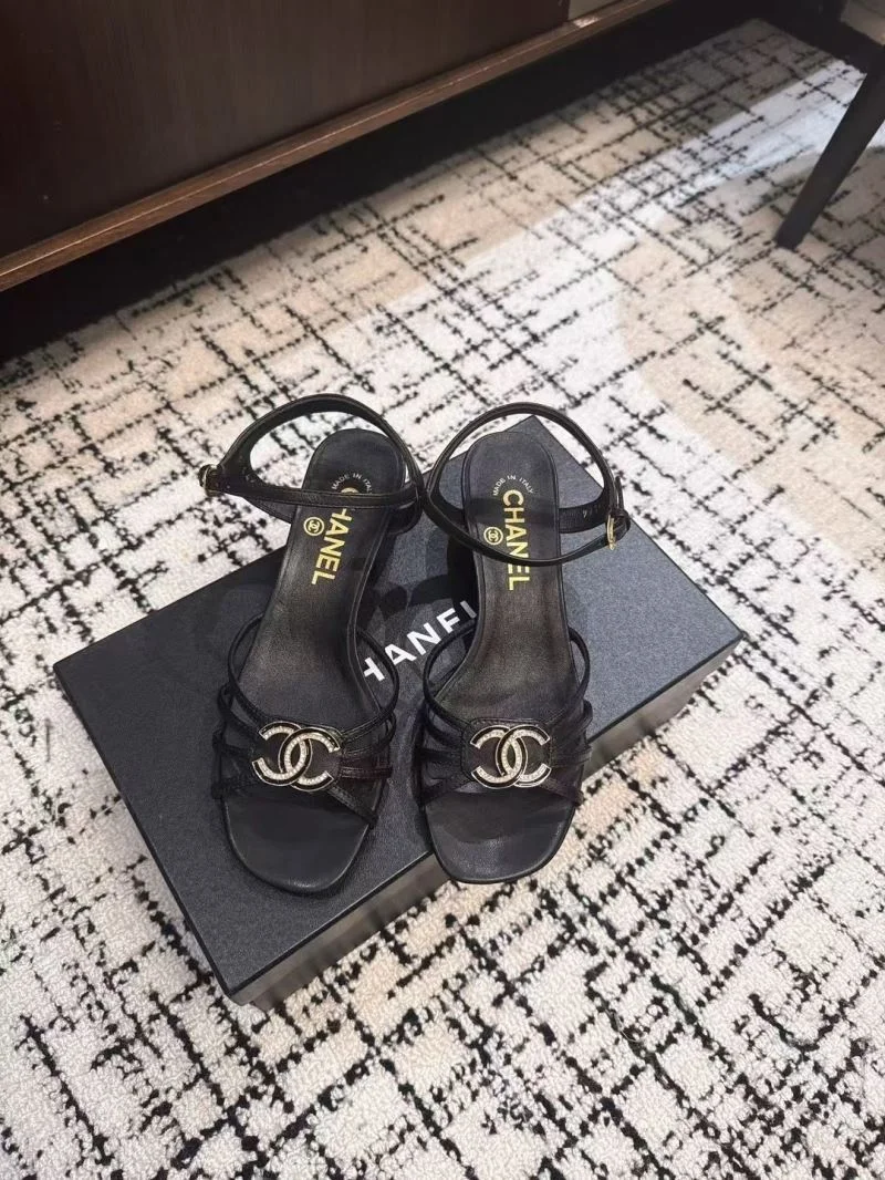 Sleek Chanel Sandals 17904