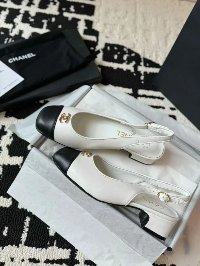 QuickDry Chanel Sandals 17907