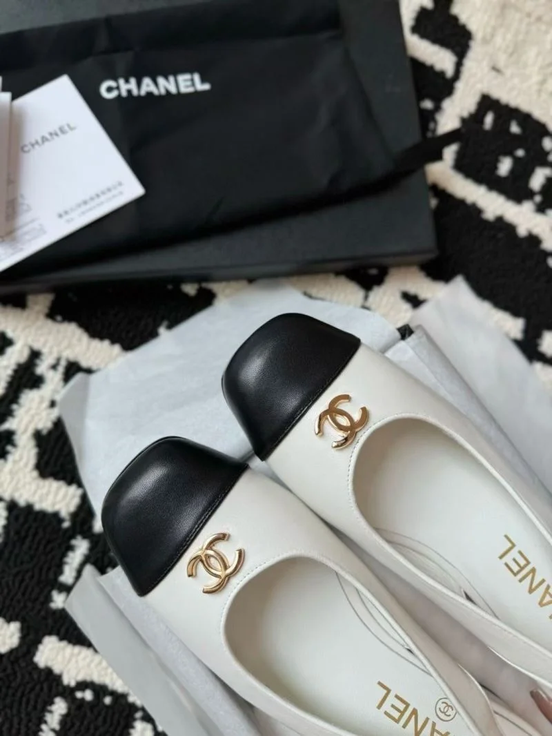 QuickDry Chanel Sandals 17907